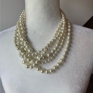 J.Crew Elegant Pearl Necklace
